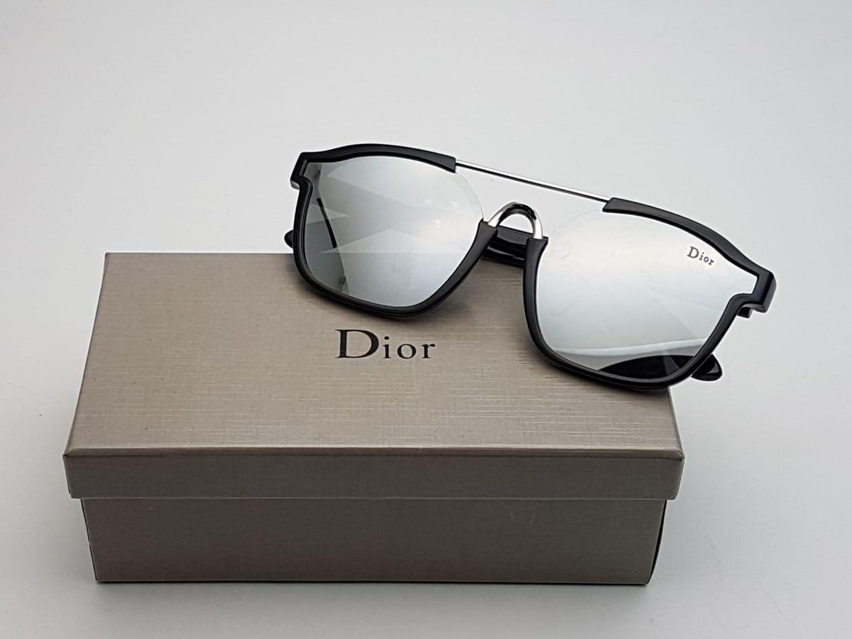 AREEJ_GLASSESS's tweet photo. 100SR

#تجديد_عموري_مطلب_هلالي
#تركي_آل_الشيخ #النصر 
#ملاعب_قطر_تقتل_العمال
#نيمار #نظارات #عروض https://t.co/MIdHoe5PQm