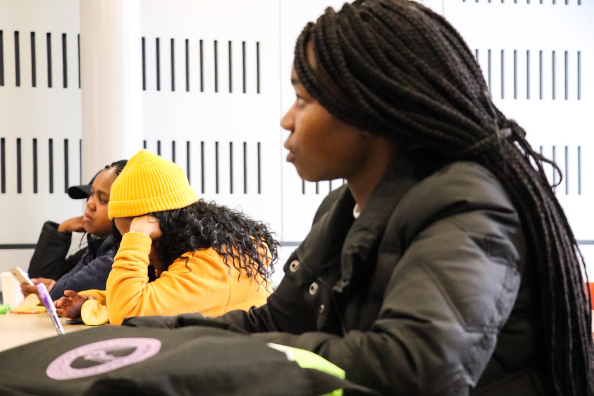 uwcgci's tweet image. Day 3: Workshop, Training and Development, Paper &amp;amp; Institutional Presentation

TOPIC: Ki-Agua activated charcoal water purifier, rendered by Fundile Maqhekeza from @kiaguacharcoal.

#GCC2019
#4IR4AFRICA