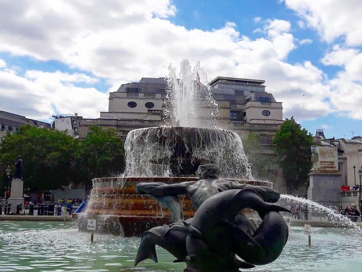 ExcelEnglishUK's tweet photo. Our first day induction walk helps students ‘hit the ground running’

They get used to using London’s public transport system and they get to see the sights along the way!

#ExcelEnglishLondon #learnenglish #studyabroadlife #erasmus #london https://t.co/DTa2kUIsC3