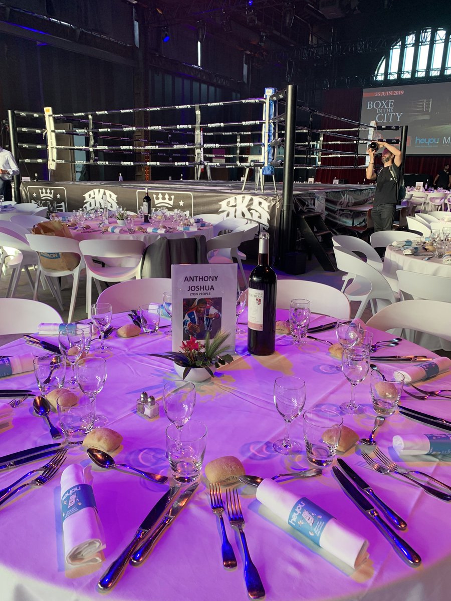 CapInfoRetail's tweet photo. [Gala | Boxe in the city ! 🥊🤵]
Retour en images - @Heyou_app sponsors de ce bel événement ! #JAB2019

#Heyou #heyou_app #Easy_eat_Easy_drink #Application #Digitalisation #Paiement #Startup #Gagnedutemps #Frenchtech #Label #Pointsdeventes #FastFood https://t.co/QqjTj1H5Rz