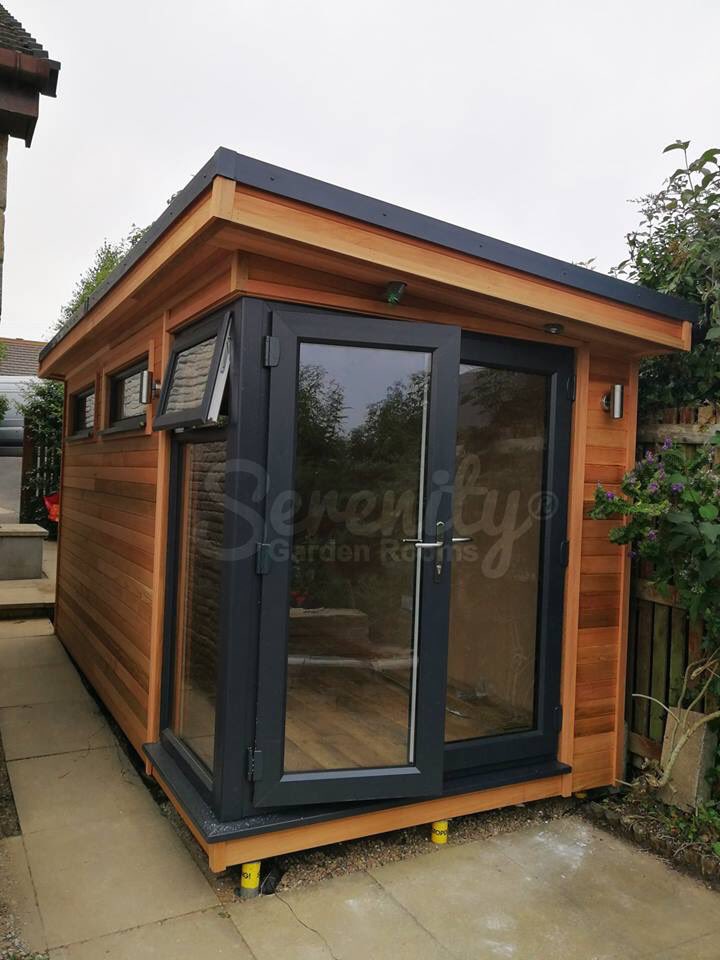 SerenityGR's tweet image. No need to look through the key hole, we invite you in. The size of this room is 4.5m x 2m.

#SerenityGardenRooms #BookYourBuild @gardenroomHQ
