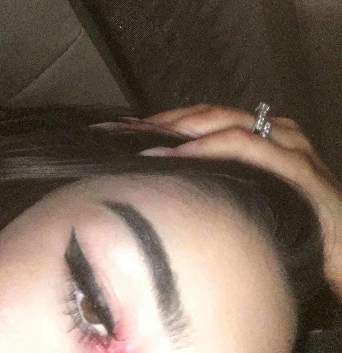 deletedbuhbye14's tweet photo. Y’all like my eyeliner https://t.co/OZERzbJJ44