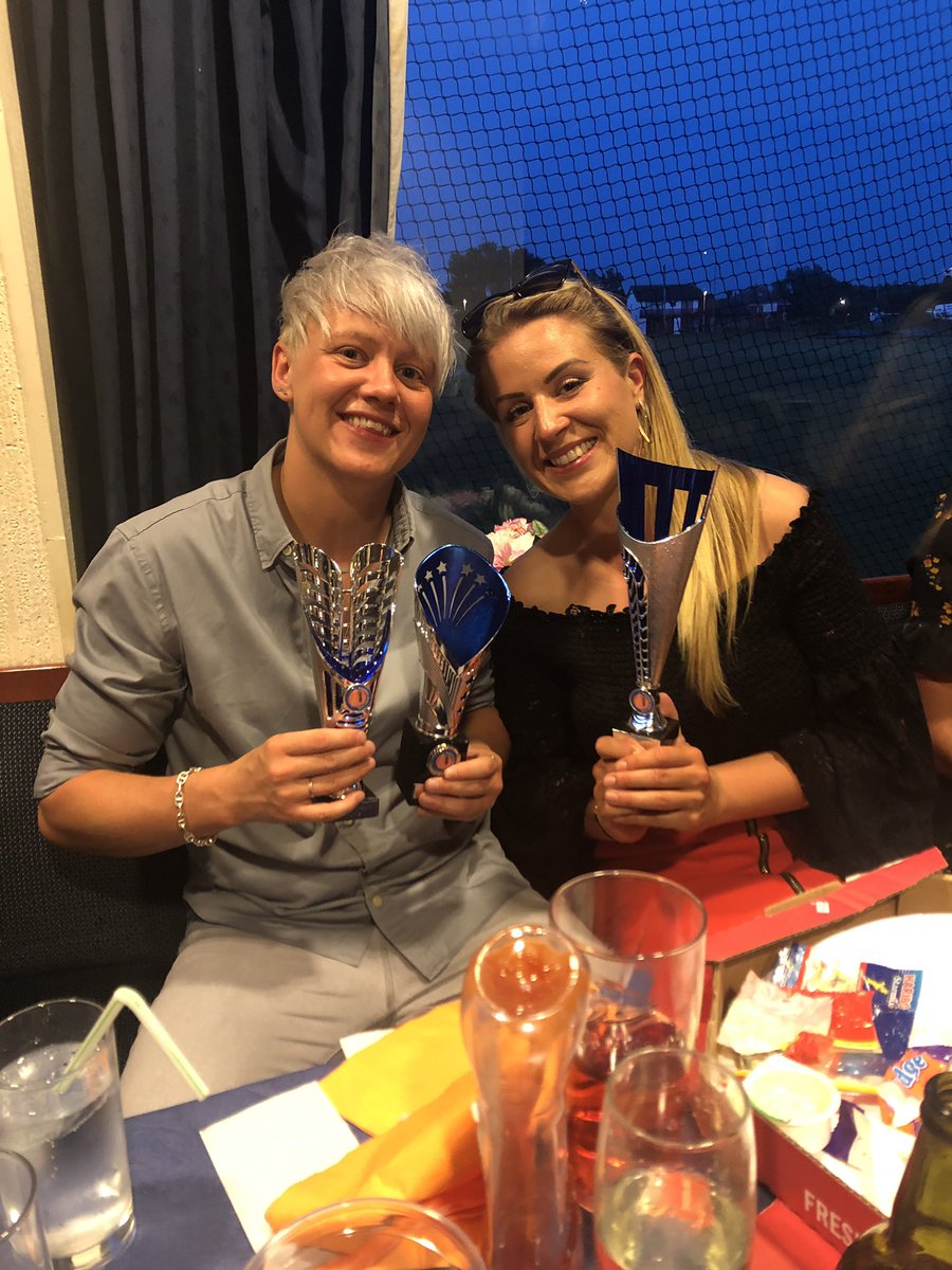 kate_atherton12's tweet photo. Presentation evening and being awarded Players player AND rising star on Friday set the weekend off in full swing.
Proud to play for such a dedicated quad of talents girls.
Here’s to pre season training and regionals 👊 🏀 🏃♀️ 🤾♀️
#netball #backpool #blackpoolnetballclub #bnc https://t.co/Wi1UMn6flH