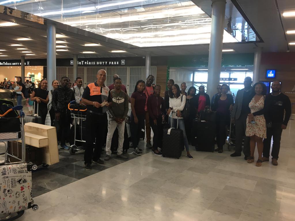 MartiniqueEpa's tweet photo. Les 4 Mini-entreprise-EPA de l'@acmartinique (collège, lycée, post-bac et initiative emploi la mission locale du Nord) fraîchement arrivées à Paris pour le championnat européen et national à Lille. @epafrance @CCIMartinique @MEDEFM @CPMEnationale @PascalJanTweets @ChevillardO https://t.co/4677ZNZLH3