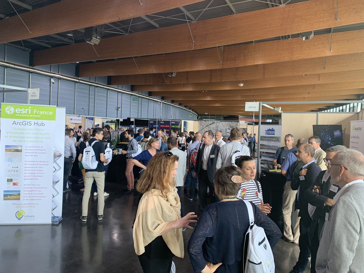 #GeoDataDays 2019 ouverture des festivités par le Président <a href="/afigeo_asso_fr/">Afigéo 🌐</a> et <a href="/DecryptaGeo/">DECRYPTAGÉO</a>