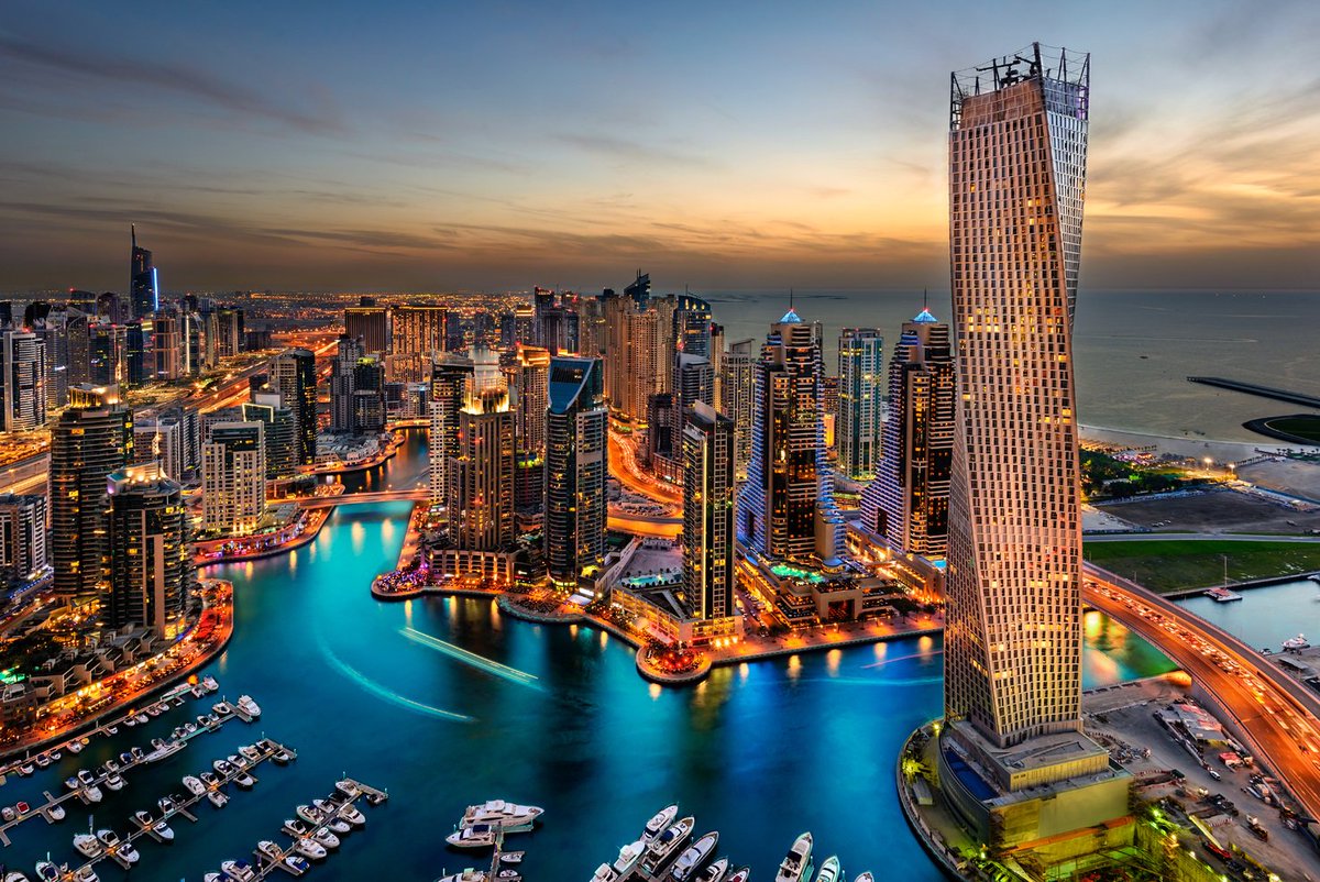 The Magical City of Dubai #AboutDubai #dubai #Dubaiholidaydeals #Dubaipackages #dubaitours #Dubaivacation #Dubaivacations #placestovisitinDubai silverbirdsafari-africa.com/blog/the-magic…