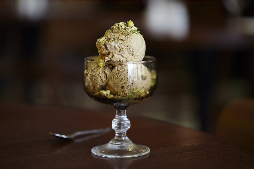 RandaRestaurant's tweet photo. Your two favorite desserts blended into one! Baklawa ice cream 😍 Is there seriously any better way to celebrate these amazing summer days? 🌞 https://t.co/fgkpZ0BnVN