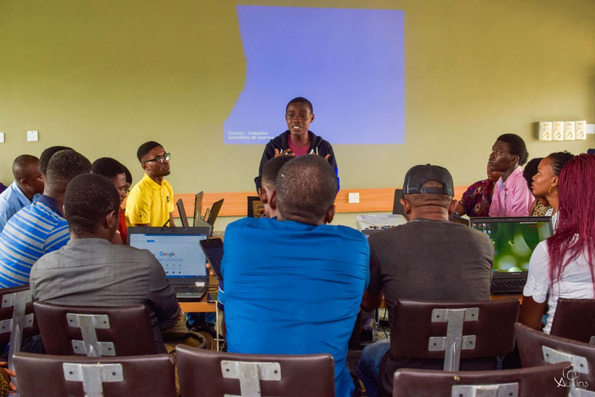 kodekage's tweet photo. I completed my examination last week (24th July) and was really anxious for most days of the week because I had lined up events I was actively organizing for students on my campus (FUTO) and the local dev Community in my state (IMO)
#thread #opara19 #BeTheLuck #BlackTechTwitter https://t.co/oLE2myOMs1