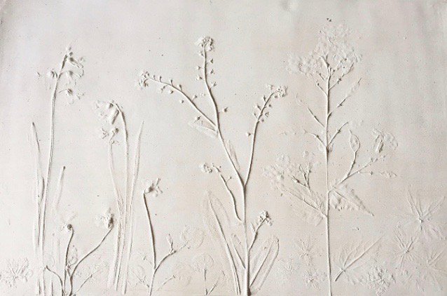 Powerof3ART's tweet photo. @Powerof3ART exhibition is open at #holybrookgallery @readinglibrary 10am - 7pm today. Featured artist Fong Scott combines nature and geometric elements and for the show she has created a mixed media work entitled 'Our Paper Garden'. #OpenForArt #rdguk #tothepowerofthree https://t.co/w6MPAbtAbM