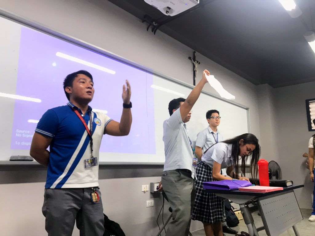 addublueband's tweet photo. NOW:

Processing of documents and handing out consent forms.

Auditions will be on July 6, 2019, Saturday. Pass your audition forms now! https://t.co/K4DyLNhajF