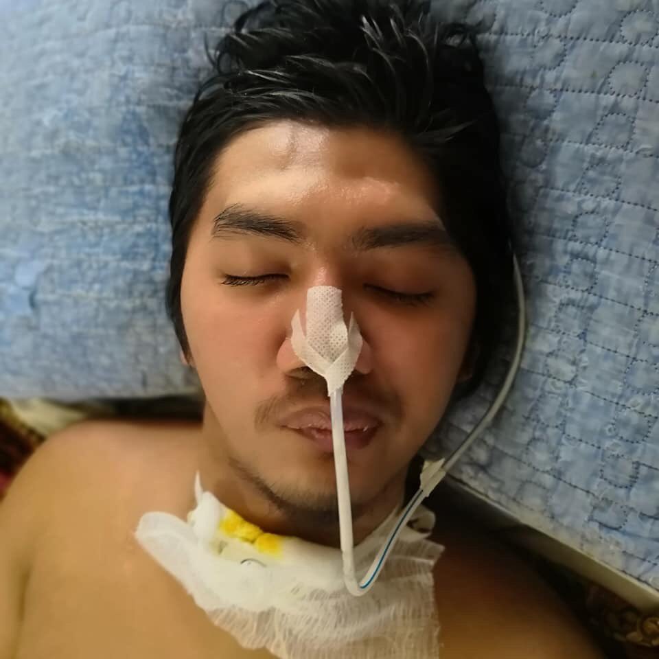 ryomensukuna00's tweet photo. Twitter do your work plss..klau tak dapat beri sumbangan,tlng rt takpe dah untk kawan aku sorang ni🙂 https://t.co/Q7h1xvcZ1a