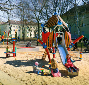 HolParkScene's tweet photo. #RussellPlay offers an exciting range of children’s playhouses designed to help create a colourful and imaginative play environment for a variety of ages and abilities. 
https://t.co/ePnjSzdo8f

@HolParkScene #holidaypark #caravanpark 
#PlayEquipment #ChildrensPlayHouses https://t.co/Xbvg5jlMzz