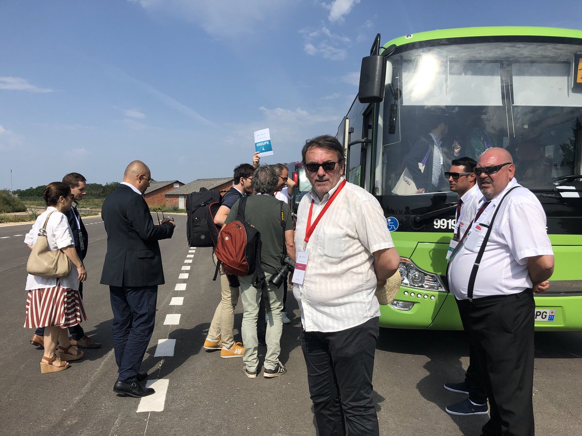Ifsttar's tweet photo. #transpolive c’est parti pour l’inauguration de la plateforme Transpolis : accueil des participants #SmartCity #Mobility @TRANSPOLIS https://t.co/xdMWVzCI52