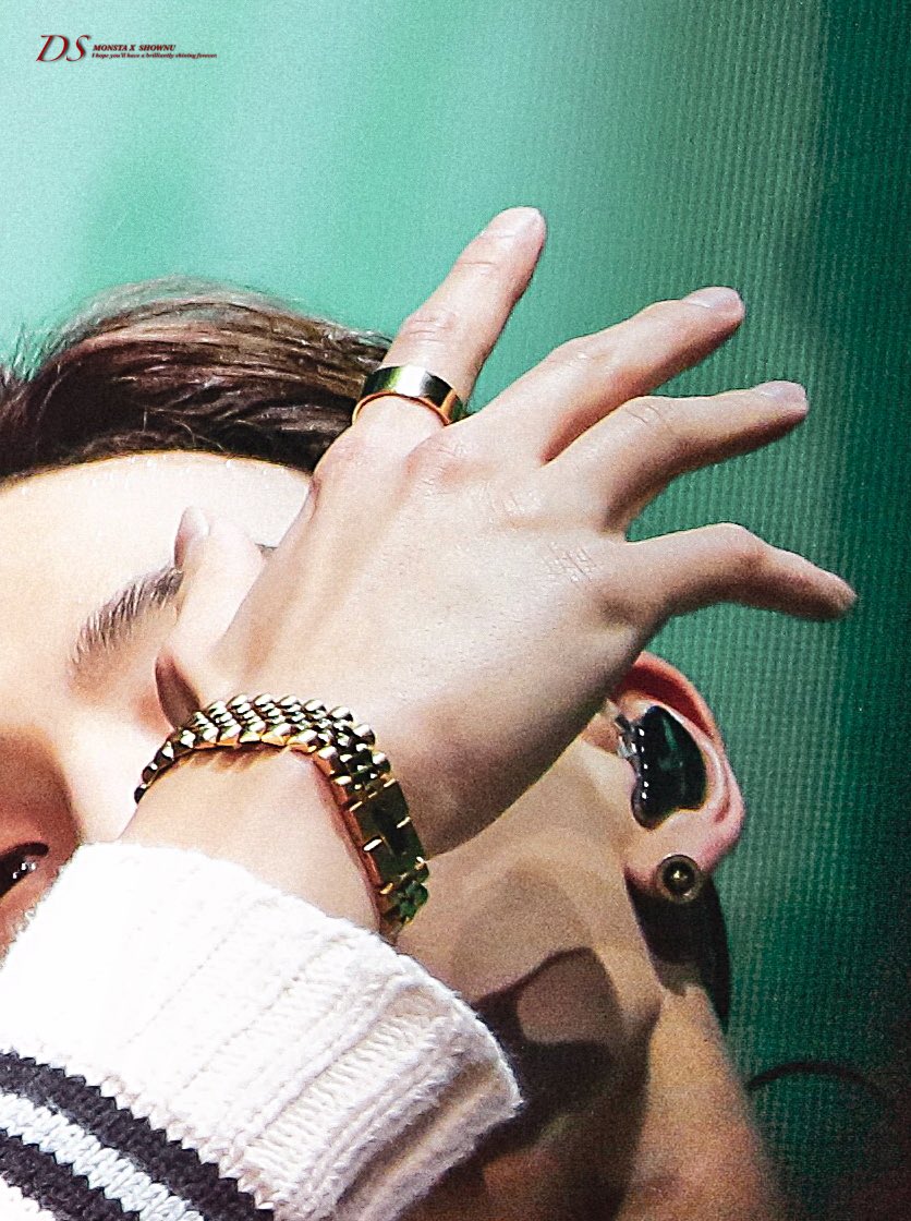눈부셔누|𝘿𝙖𝙯𝙯𝙡𝙞𝙣𝙜 𝙎𝙝𝙤𝙬𝙣𝙪 tweet media