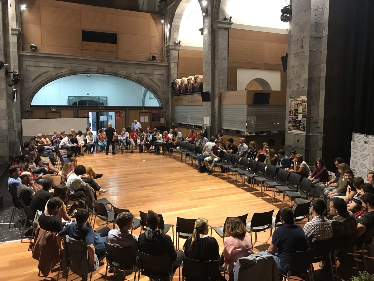 NERbyK2K's tweet photo. 🙌 Hoy tenemos una cita muy especial en Azpeitia; nos hemos reunido 120 personas, de distintas organizaciones #ner, para contarnos y escucharnos tras estos 10 años compartiendo propósito. 👏👏 https://t.co/QdpT5JDx0e
