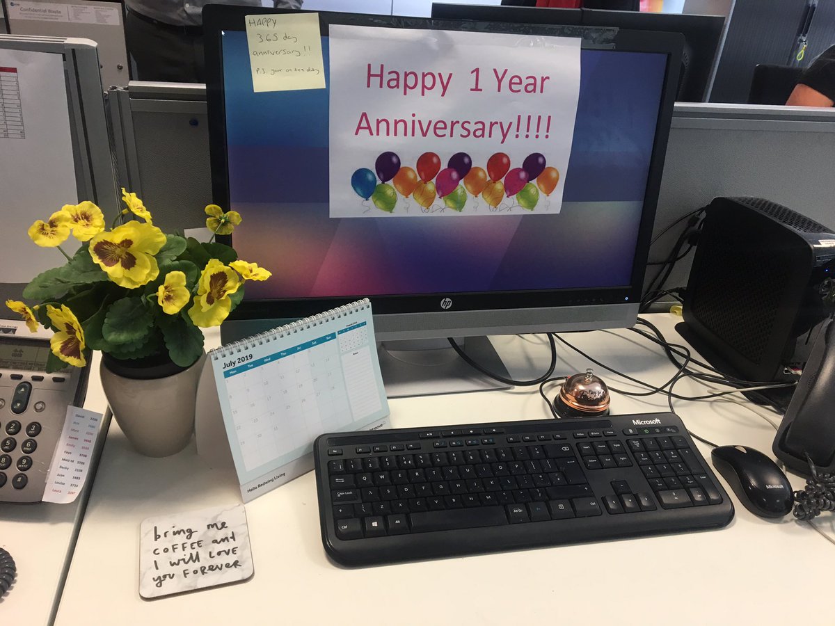 Celebrating my 1 year anniversary at @RedwingLiving 🏡 what a year it’s been! 🏡