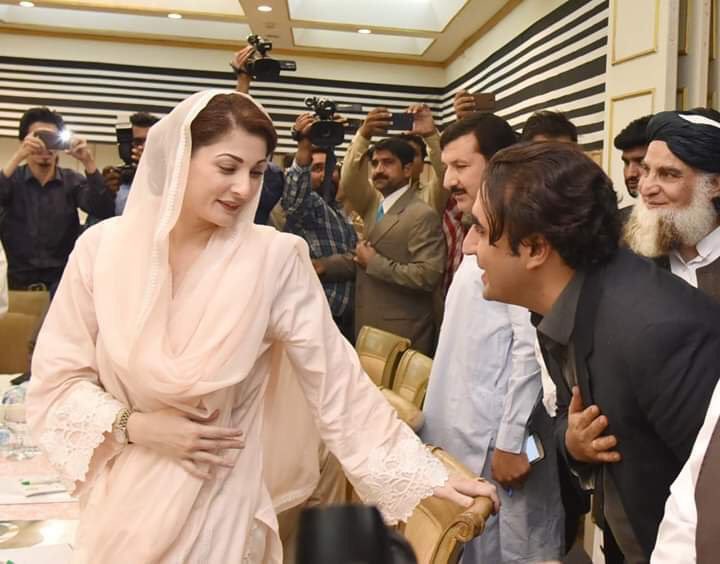 WoShakhs's tweet photo. Remove these products of Sexually Transmitted Democracy - elect your chairman #DefectiveBilawalol and VP #NaniAmma
#STDselection
#سلیکٹڈ_ہٹاؤ_الیکشن_کراؤ https://t.co/RG7IkqJRqg