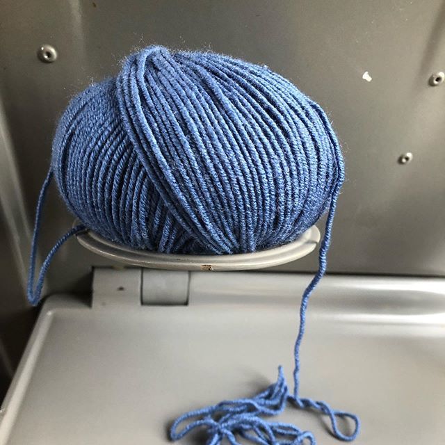 KnitNibble's tweet photo. What else are cup holders for? #knititation #knitandnibble #frenchTrain https://t.co/eN33i8hh2Q https://t.co/sIPaWdhB6O