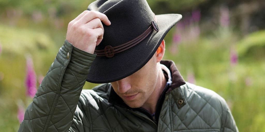 BitC_Country's tweet photo. Accessorise in style this show season with our fantastic range of country hats and caps > https://t.co/dQDXlb71px #countryshows #countrystyle #showseason https://t.co/LXoHpY3BqK