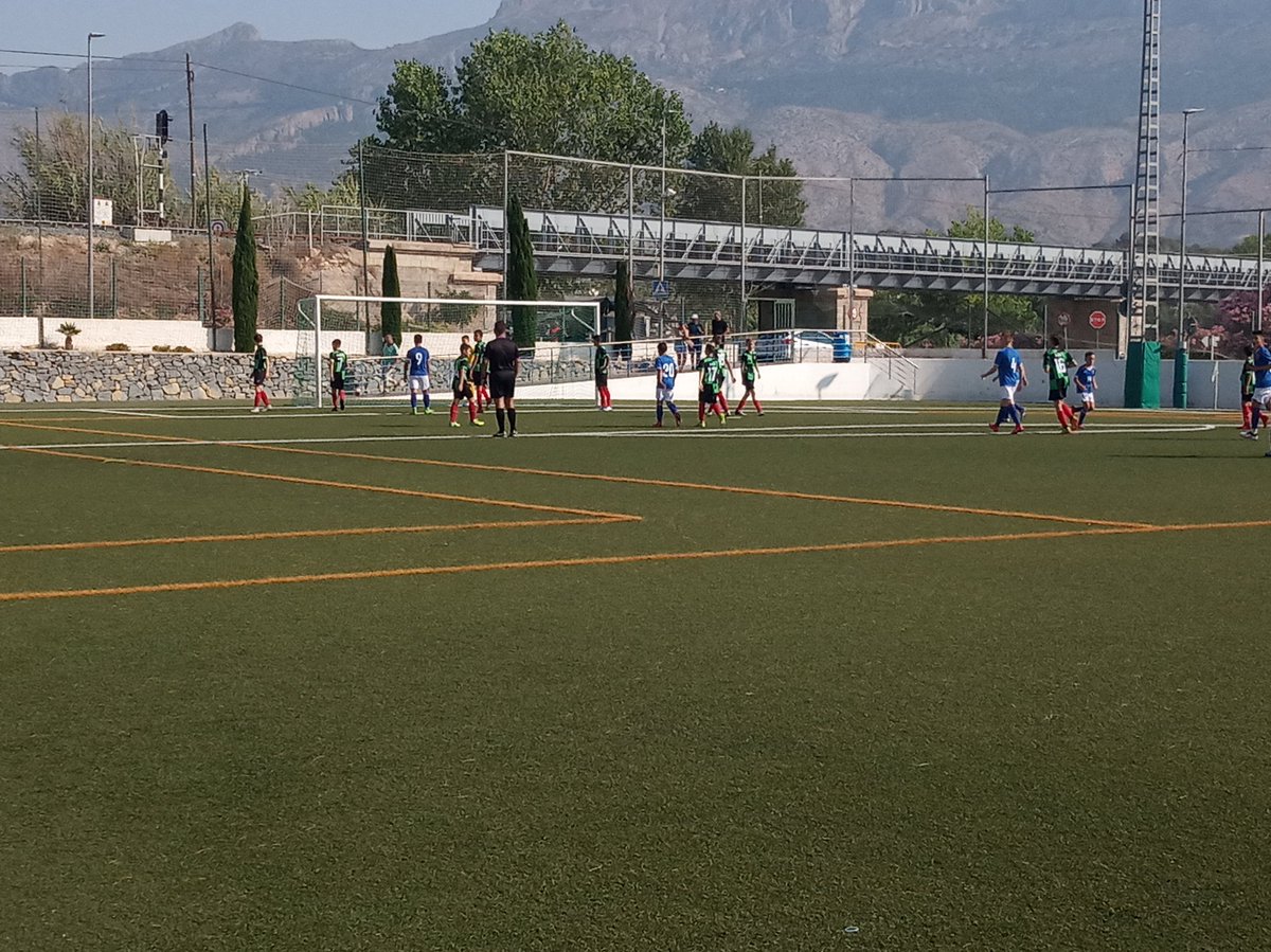 PuenteCastroFC's tweet photo. 🏆 COSTA BLANCA CUP

⚽ INFANTIL 'B' - FASE DE GRUPOS

📝 @PuenteCastroFC 0-6 @ADVilladeMadrid

#OrgulloArlequinado 🔴⚪
#VaPuenteVa #SomosFútbol #SomosFormación https://t.co/9sYCelBE49