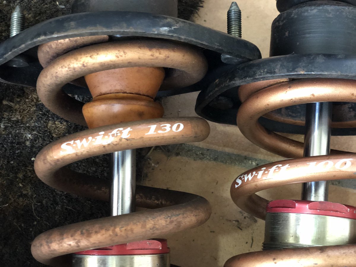 mura25_VT's tweet image. きたきたきたぁー！！
やっとまともに走れるんじゃない⁇
はよ付けて走りたいぜ！！
#車高調
#stboeso
#swiftsprings