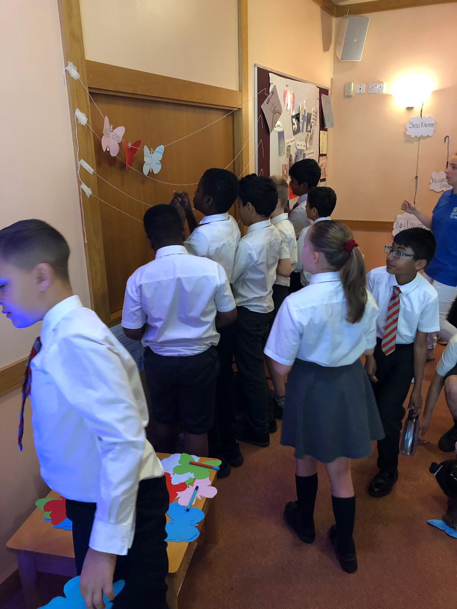 St Elphege's Schools tweet media