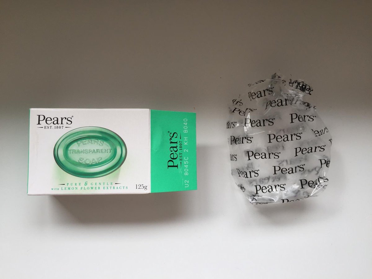 HO04WTH's tweet photo. Bought this soap as it was one of the only ones in cardboard. Only to open the box and find it wrapped it plastic! There is no need for this!! Why @Unilever do you need to use more plastic?! #GoPlasticFree #PlasticPollution https://t.co/7Y1kd4Xovj