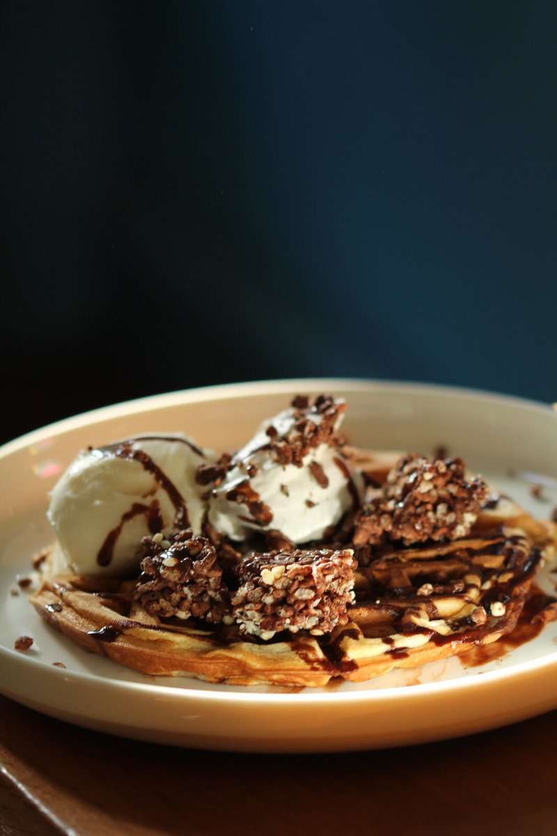 One for your cheat day 🍫🙈Not Synergy approved ❌

#waffle #waffles #chocolate #espresso #coffee #vanilla #cream #foodporn #foodphotography #independentbusiness #airbnb #edinburgh #edinburghrestaurant #synergyfitness #tasty #cheatday #cheatdayeats #dessert #sweet