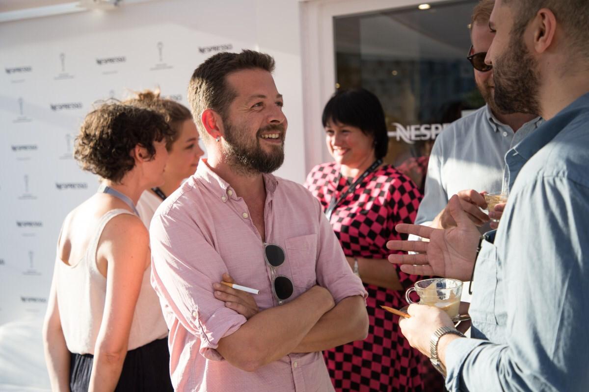 EFP_on_tour's tweet photo. Get a glimpse at the EFP #FutureFrames Kick off-Cocktail @KVIFF 🥂👌
@Ufrbih @CzechFilmCenter @German_Films @filmalap @FilmCentreLV @filmfundlux @filmovyustav @SwedishFilm @SWISS_FILMS #efp #europe #shortfilm #kviff2019 https://t.co/IYsUkhNRpM
