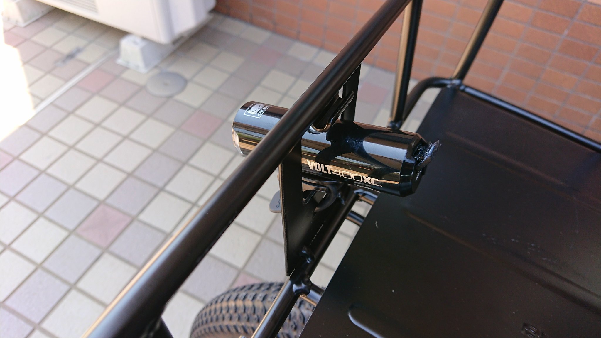 ｋａｚｕ On Twitter 88サイクルオプションのリアカゴと市販のフロントカゴ あとファットバイク用のフェンダー装着 ライトとテールライトを装着しママチャリ仕様に パパチャリ 88サイクル 自転車あさひ ファットバイク Https T Co Ori4umhcqr Twitter