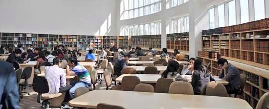 VIPS_Delhi's tweet photo. At a time when libraries are facing existential crisis, we provide high-end library for our students to keep them engaged through internet connection, computers, book binding, subscription of e-resources, book banks and more.

#WorldClassLibrary

@DrSC_Vats @sdhsidharth @SoDelhi https://t.co/KwTBQxnNuE