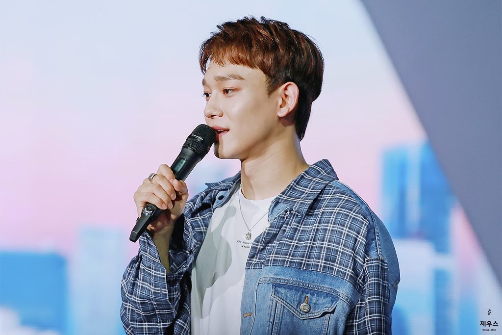zeus__chen's tweet photo. 190630 더 스테이션 콘서트
#첸 #종대 #chen #EXO

너무 예뽀｡ﾟﾟ(*´□`*｡)°ﾟ｡

https://t.co/JrZD4bhuG5 https://t.co/aGe5e2SmvD