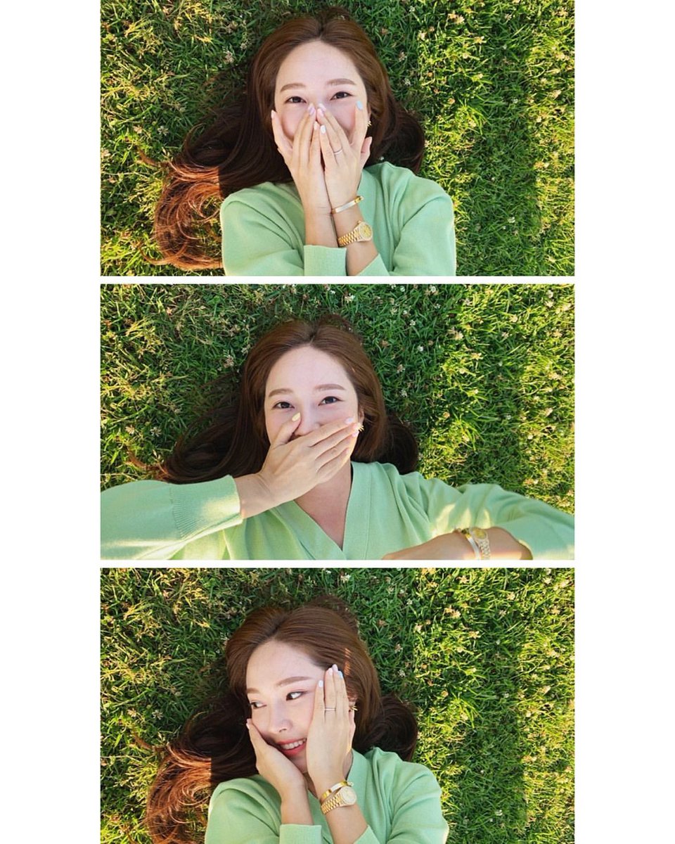 sicafeed's tweet photo. [INSTAGRAM CAROUSEL] jessica.syj: Live. Laugh. Love. Repeat!
😊😆🥰😉 (2P) https://t.co/zT3KBI5U1X https://t.co/thqjII1Xtn