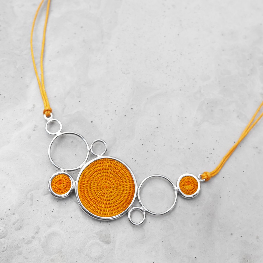 TintsabaCraft's tweet image. Bubbles Bubbles 🧡
#tintsaba
#remarkablewomen #masterweavers #swaziland #africa #handmade #fairtrade #ethical #sustainable #sisal #eswatini #bubbles #jewellery #jewelry #necklace #sterlingsilver #silver #bubbles #nickelfree #sisaldisc #ecofashion #ethicallymade