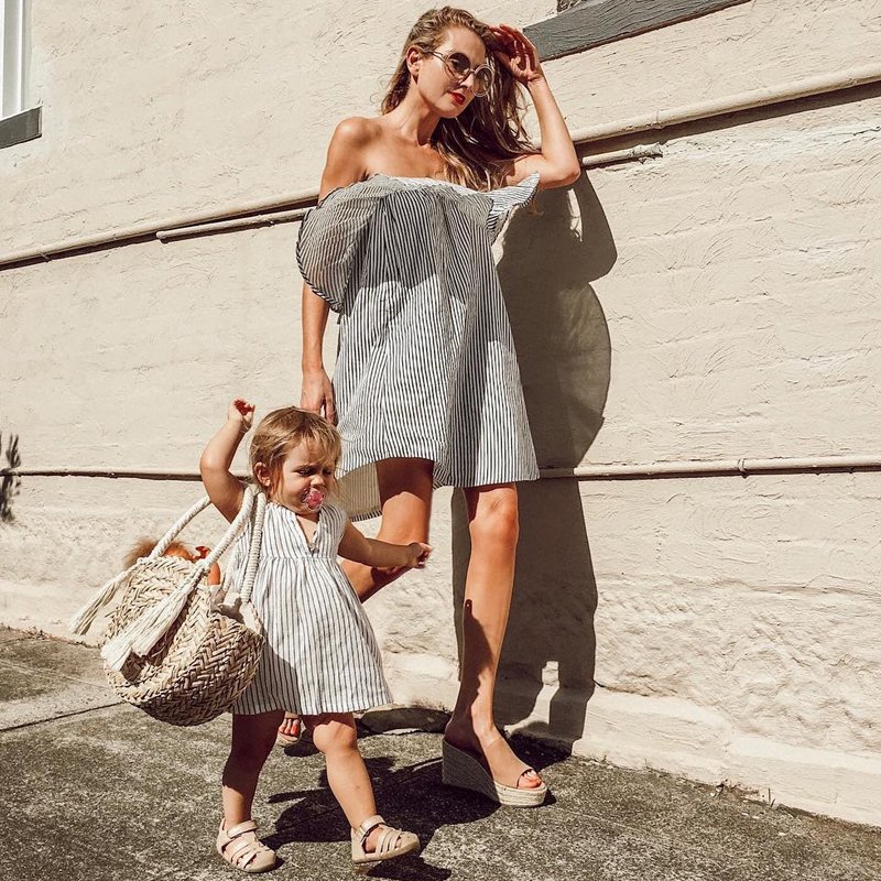 Popreal2016's tweet photo. Mom Girl Pleated Splicing Stripe Matching Dress
https://t.co/CfTnKfWeC2
#momgirlmatchingdress #momandmedress #momandmematchingdress https://t.co/l8UXZbIIks