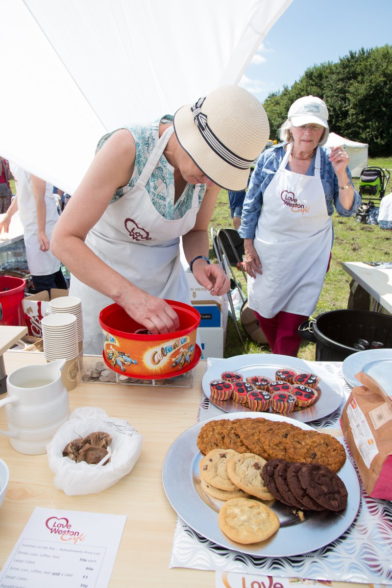 Come to Summer on the Rec on Weston Rec on Sunday 7 July from 1-6pm.  Buy lunch, ice creams, vegetarian, with lots of choice. Treat yourself to a Hog Roast. Sit and have a cup of tea with delicious cake. Or beer/cider. Have fun. It’s for all of us.