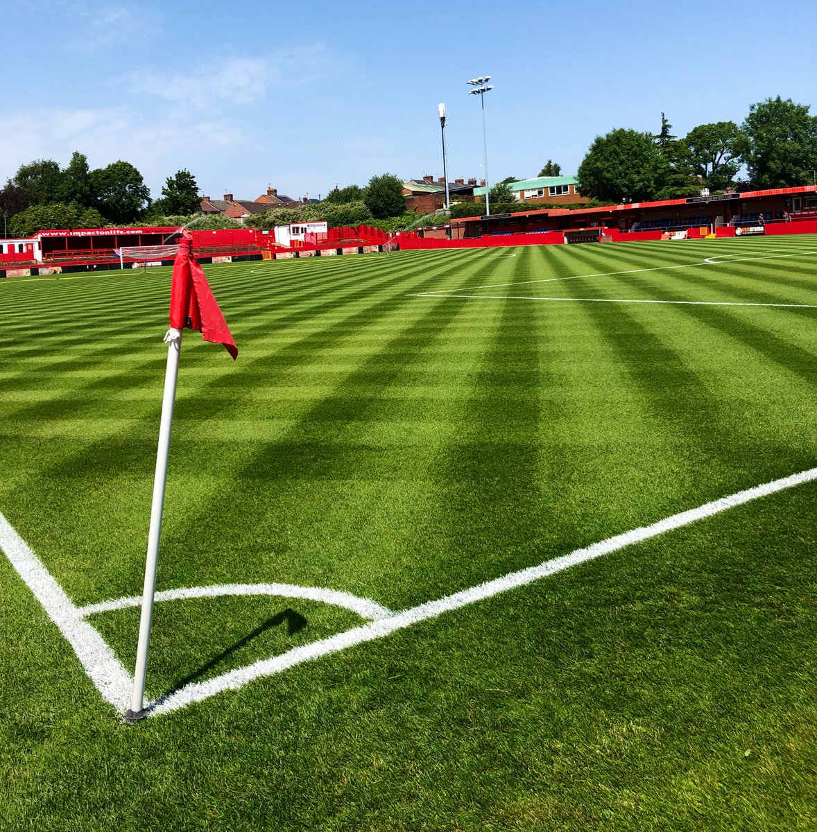 SoccerAM's tweet photo. Groundsman goals! We want to play at @AlfretonTownFC 😍 https://t.co/yraVALrcb7