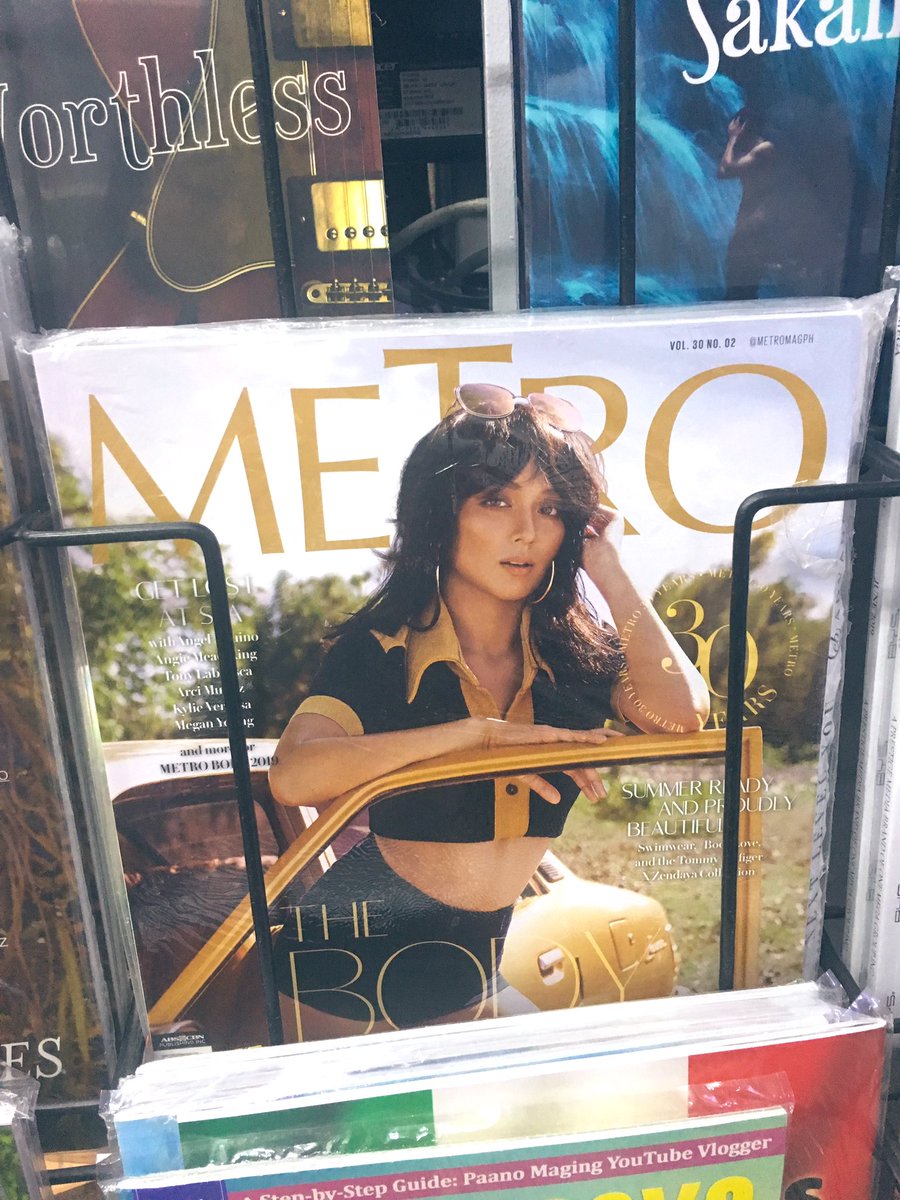 KaDsCDO's tweet photo. Hello KathNiel fans here in CDO! Available na po ang Metro Mag ni @bernardokath sa Robinsons Booksale! 3 copies left na lang ang nandun. Kaya sugod na! 😊💙
#MetroBodyIssue2019 #MetroLovesKathryn https://t.co/GTpx4LzRi1