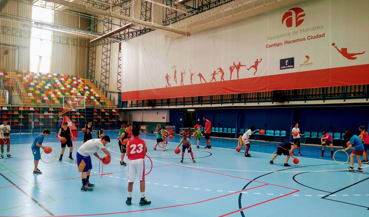 EMB_Azuqueca's tweet photo. Dió comienzo la X Edición del Campus de Baloncesto de las Escuelas Municipales Baloncesto #azuqueca. https://t.co/TwogrecLeH