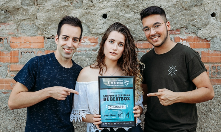 El passat 29 de juny el grup Sainom es va proclamar campió d’Espanya de #Beatbox. L’equip, format per dos joves pierencs, <a href="/nosebeatbox/">Nose Beatbox</a> i <a href="/SaidaxMusic/">SaidaxMusic</a> , participarà l’any vinent en el mundial de 
<a href="/beatboxbattle/">BEATBOX BATTLE®</a> que es disputarà a la ciutat de Berlín
viladepiera.cat/actualitat/not…