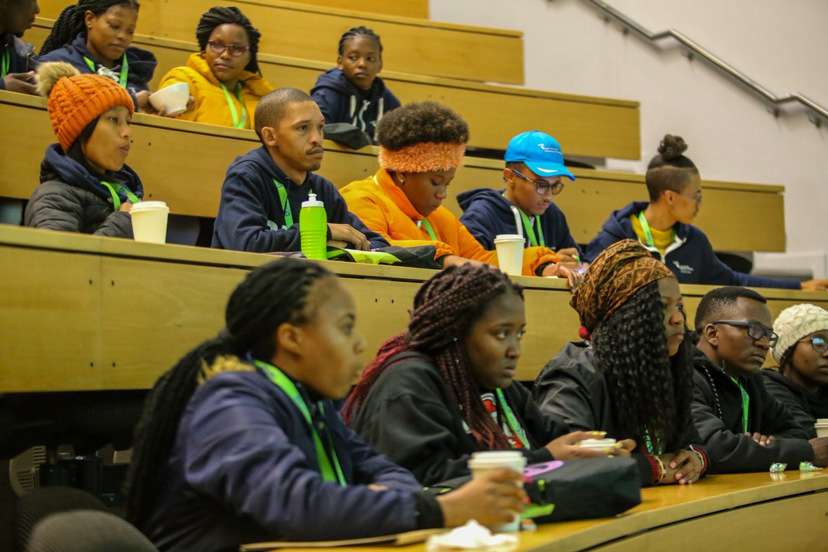 uwcgci's tweet image. Day 3: Workshop, Training and Development, Paper &amp;amp; Institutional Presentation

TOPIC: Unpacking Student Apathy, presented by Brooke from @StellenboschUni