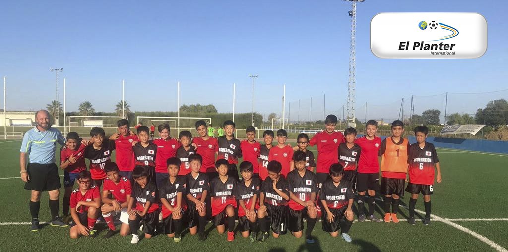 CDElPlanter's tweet photo. 🌍⚽ En #ElPlanterVCF no paramos.¡Hemos recibido la visita de 40 jugadores japoneses y pusimos a prueba sus habilidades con una jornada de partidos amistosos! 🏟

#VeranoElPlanter #ElPlanterInternational https://t.co/IqTJJQMrtJ