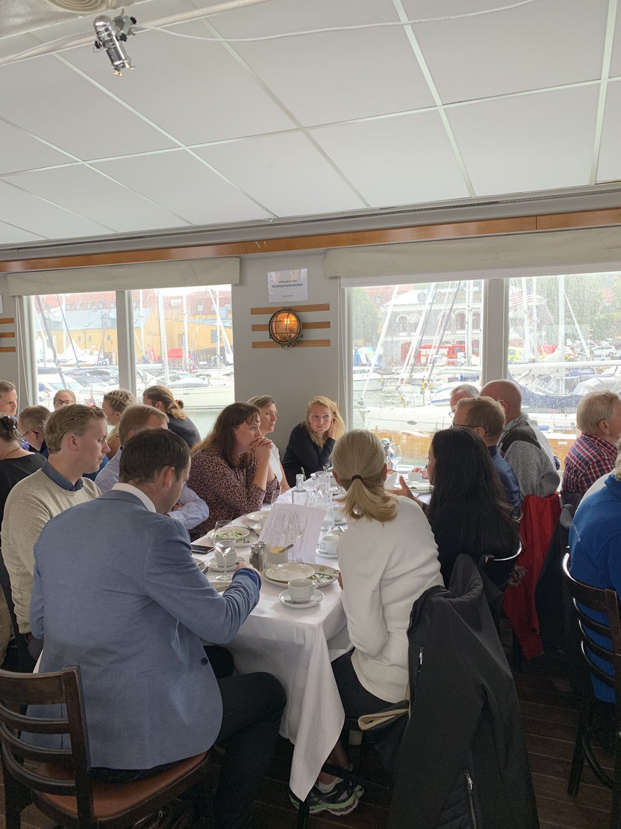 Just nu på Teaterskeppet. Diskussionerna om flex och lösningar på effektutmaningar går varm trots risotton i munnen. @PowerCircle_swe <a href="/sustify/">Sustainable Innova..</a>