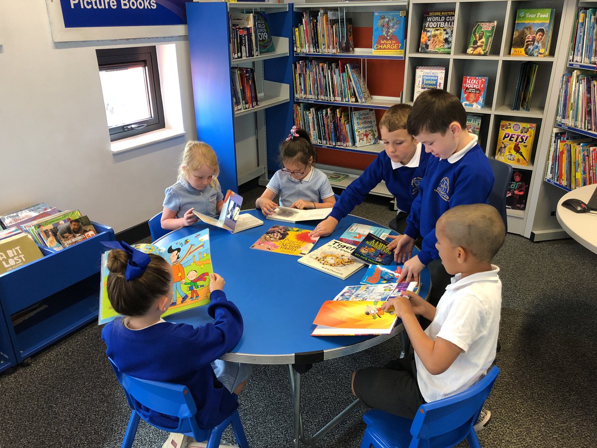 Stockbridge Village Library! What a lovely morning reading books with our friends and finding out what our local library has to offer!