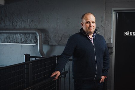 B2B-ostamisen muutos vaikuttaa myös myyjien toimintamalleihin. Lue Kallen tuoreesta blogikirjoituksesta vinkit, miten myyjän ajankäyttöä ja tekemistä voi parantaa teknologian avulla. bit.ly/304KHJS