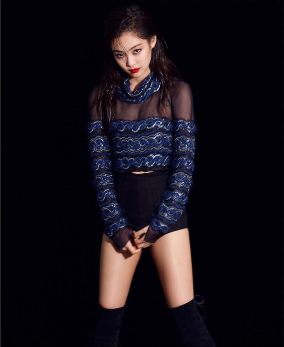 "Honestly, it does feel a little lonely without my members beside me. But they've been so supportive. It's been a huge encouragement" -  #JENNIE