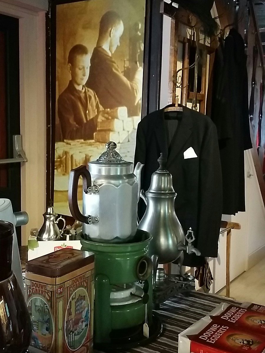 In juli en aug zijn er weer de doe- en demodagen in het #museum. Proef vanmiddag de #koffie op verschillende manieren gezet. Elke di en do middag van 13.30-16.30 u.