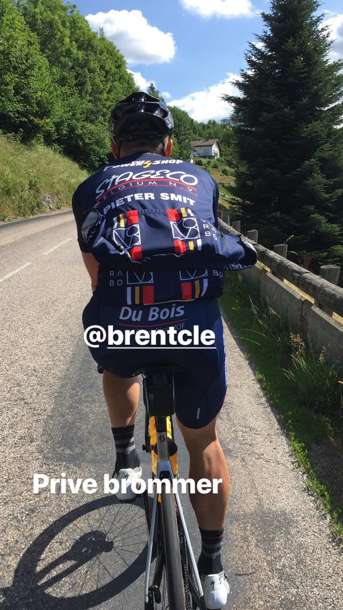 BrentCle's tweet image. Zo slotritje in de benen, nu nog een extra ritje maar dan wel met de auto! Mooie stage geweest; goed getraind en dik geamuseerd maar nu word het tijd om terug een nummer op te spelden! #readyforthesummer #stctgoesvosges