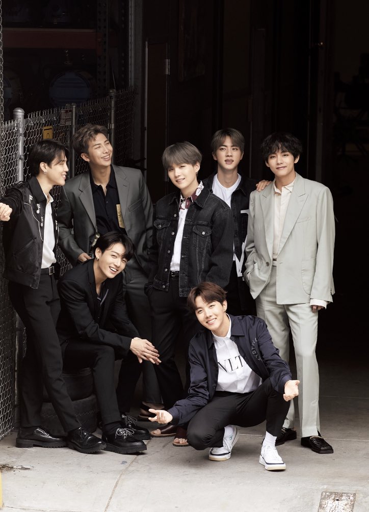 btsxpics's tweet photo. https://t.co/iOoVz1RepF
