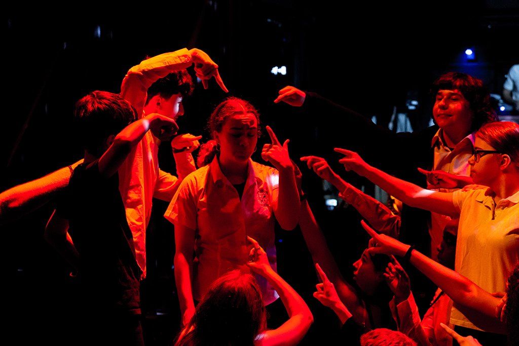 CHICKENSHED_UK's tweet photo. Can't wait for @ChickenshedYC to absolutely smash it tonight in their SOLD OUT opening performance of Feel the Love! Catch it until 12 July. https://t.co/DQjfH3SOY1 https://t.co/vzYykYvyiw